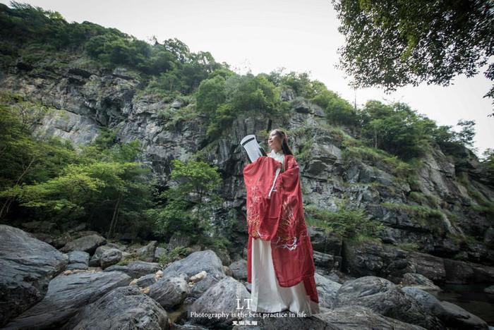90后工地“空姐”百米高空作业 年轻工匠助力昆山民生工程加速跑